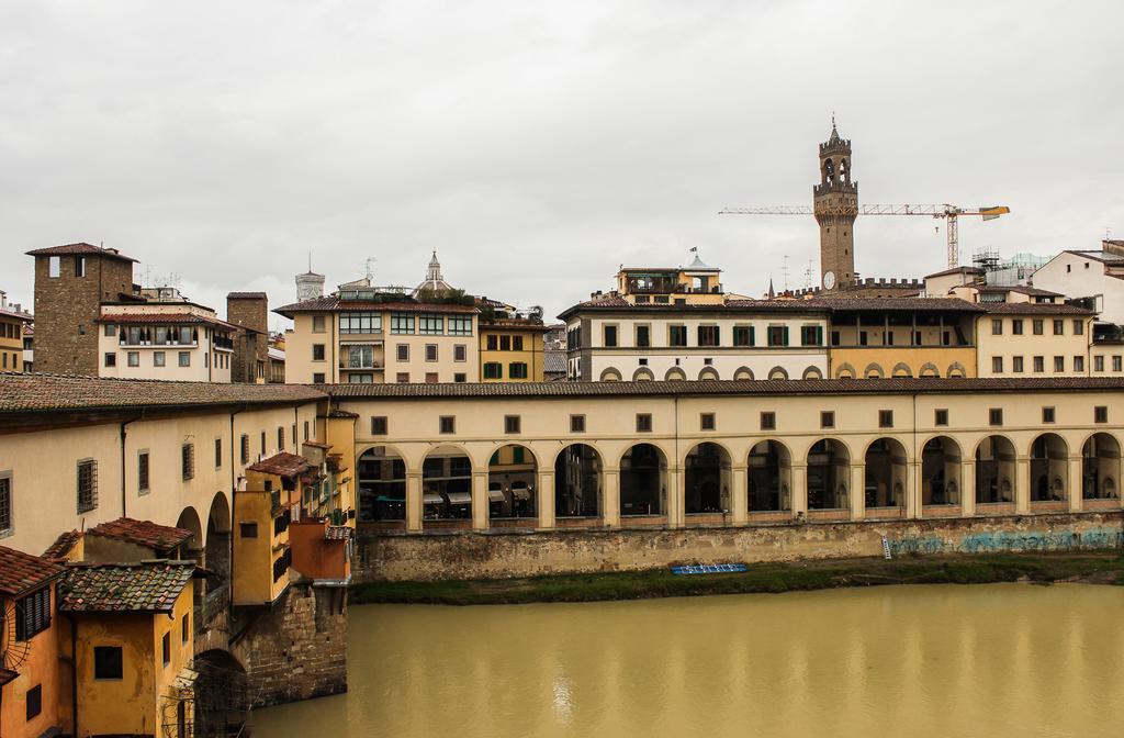 Ponte Vecchio Luxury II Apartment Florence Room photo