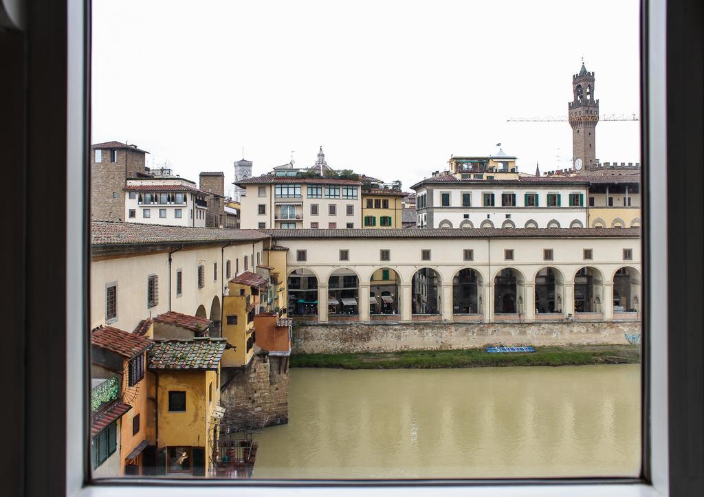 Ponte Vecchio Luxury II Apartment Florence Room photo